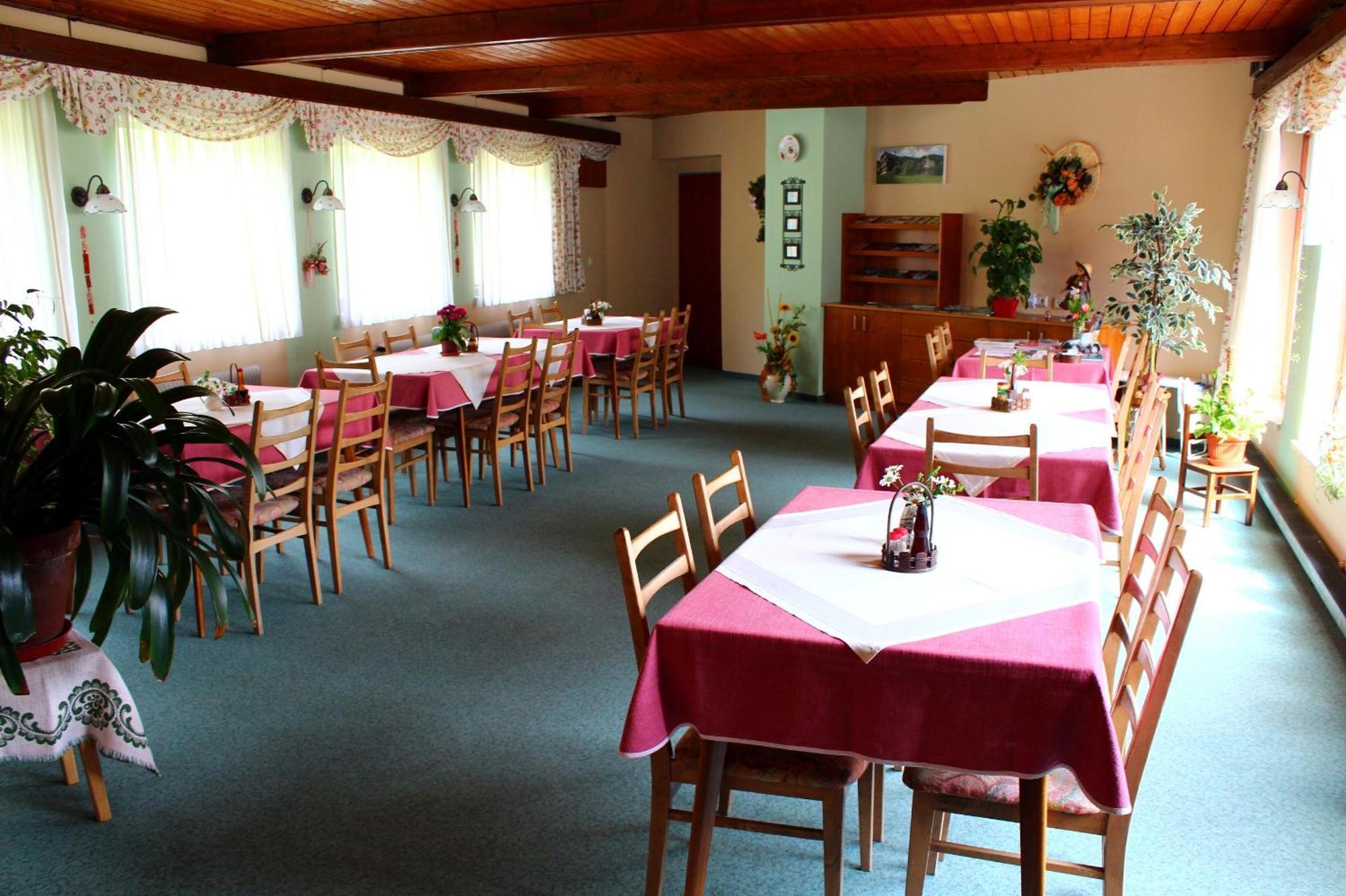 Pension & Ferienwohnung Sonnleiten Gnesau Zewnętrze zdjęcie
